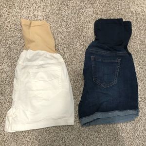 Maternity shorts size small